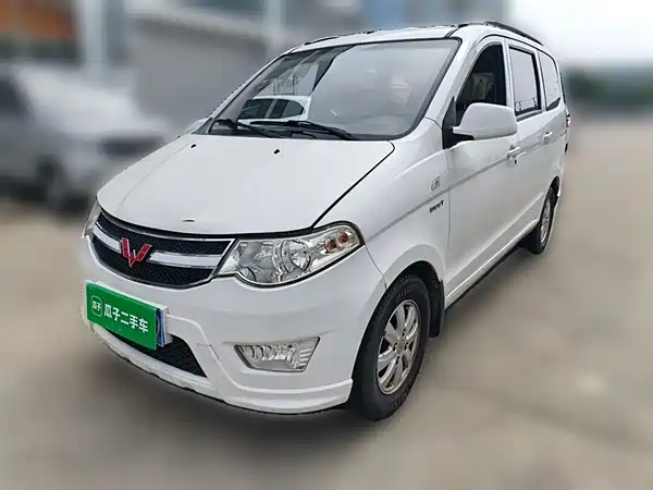 Wuling Hongguang 2016