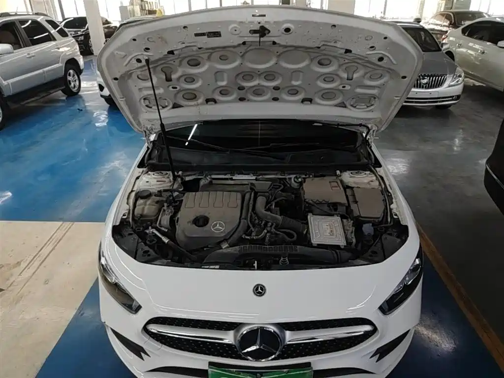 Mercedes-Benz A-Class 2021 — фото 20