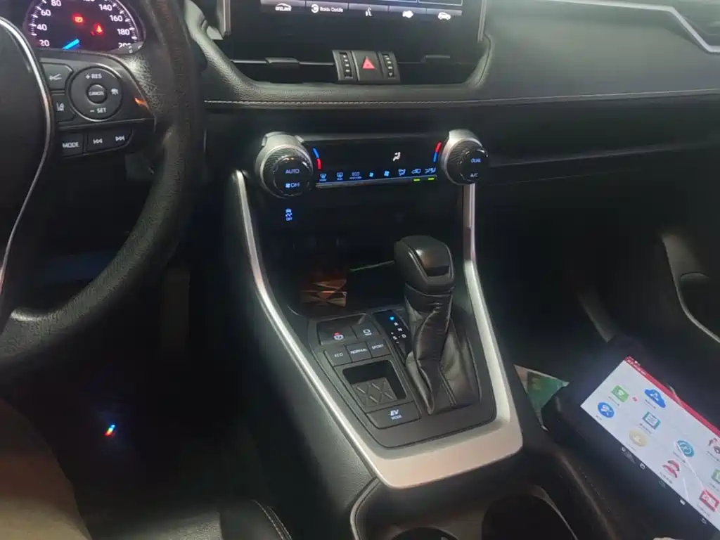 Toyota Wildlander 2020 — фото 14
