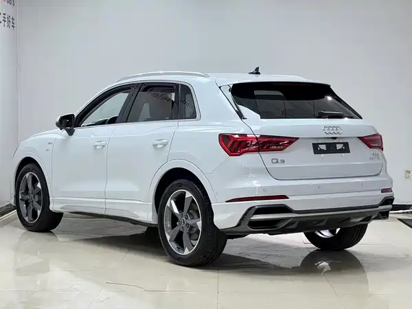 Audi Q3 2022