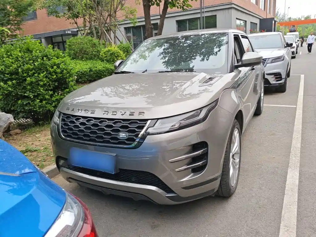 Land Rover Evoque 2022 — фото 3