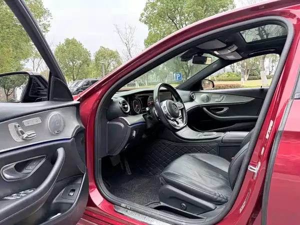 Mercedes-Benz E-Class 2019