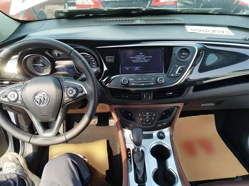 Buick Envision Plus 2018 — фото 10
