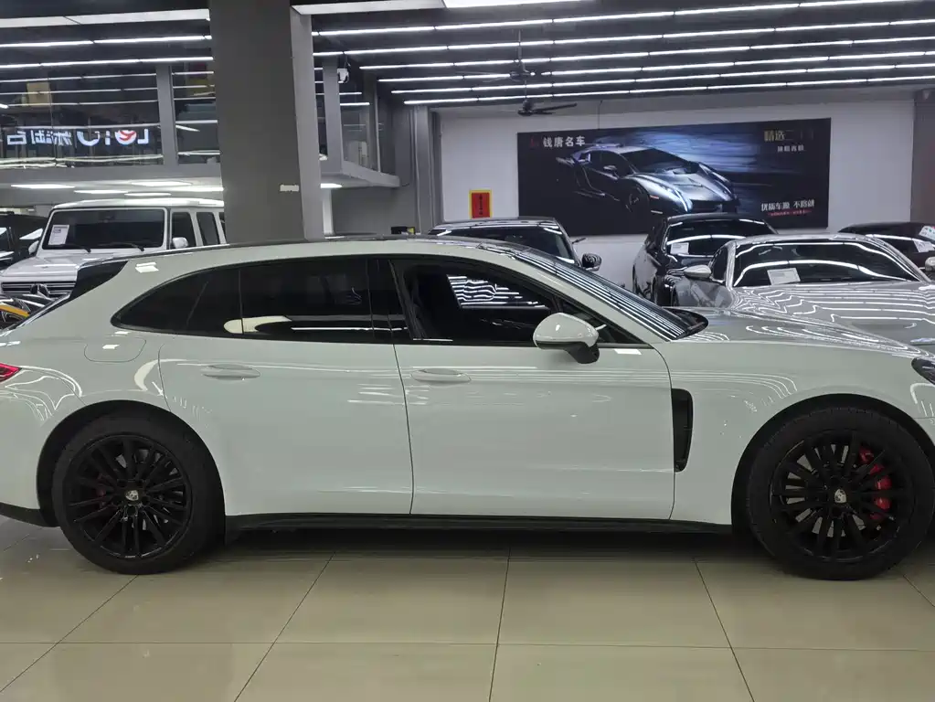Porsche Panamera 2018 — фото 3