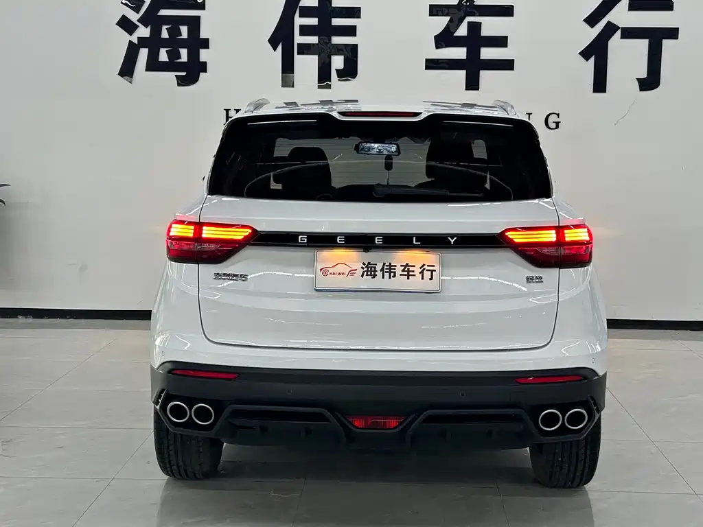 Geely Binyue 2022 — фото 11