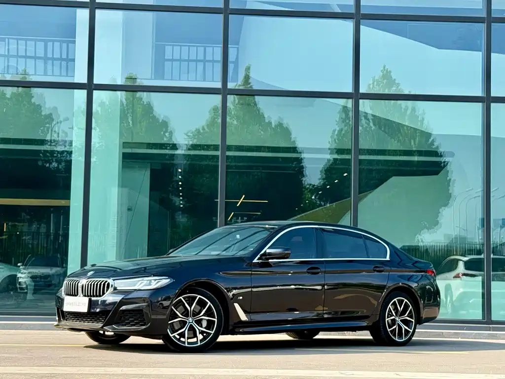 BMW 5 Series 2023