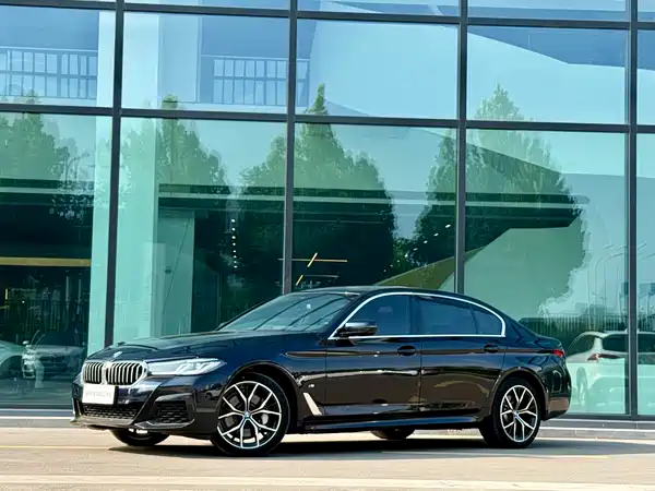BMW 5 Series 2023