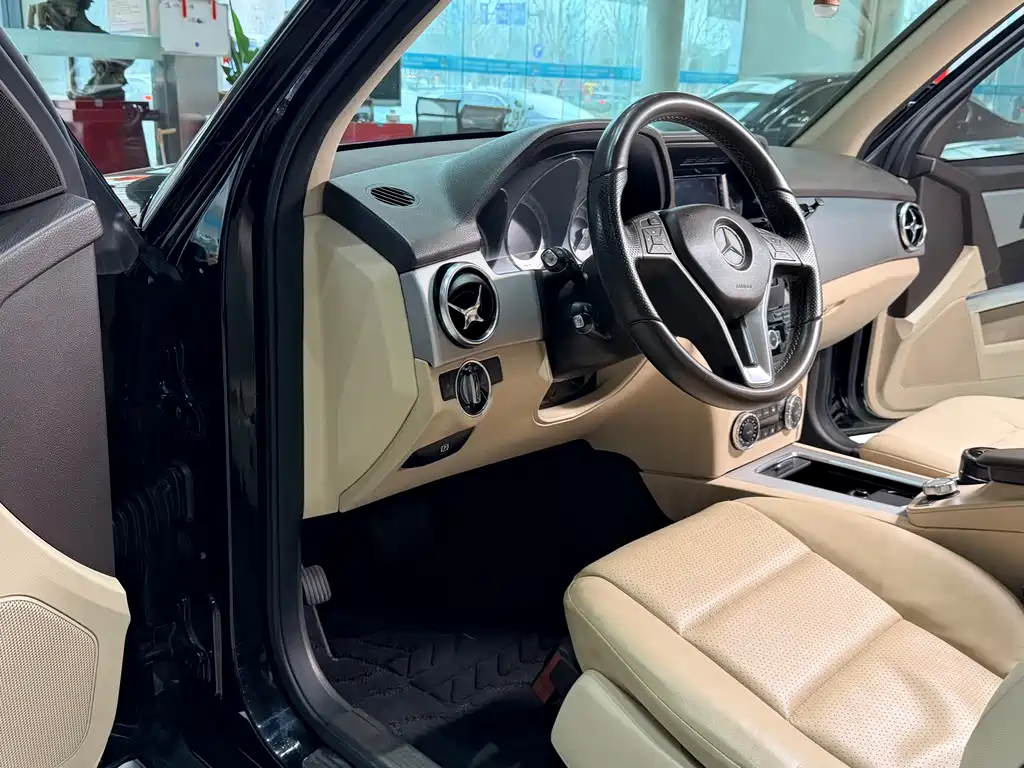 Mercedes-Benz GLK-Class 2013 — фото 16
