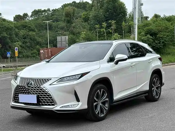 Lexus RX 2022