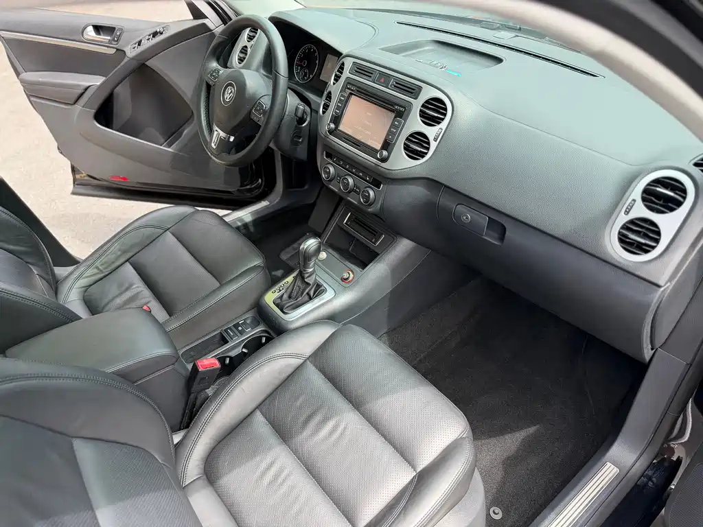 Volkswagen Tiguan 2015 — фото 4