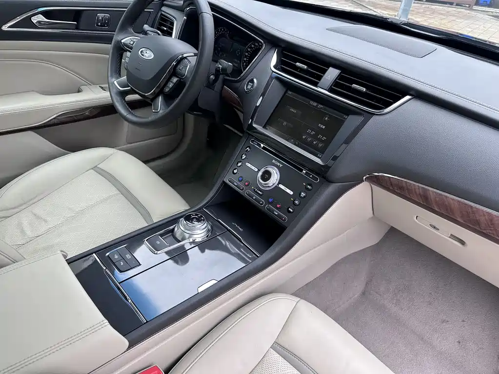 Ford Taurus 2016 — фото 11