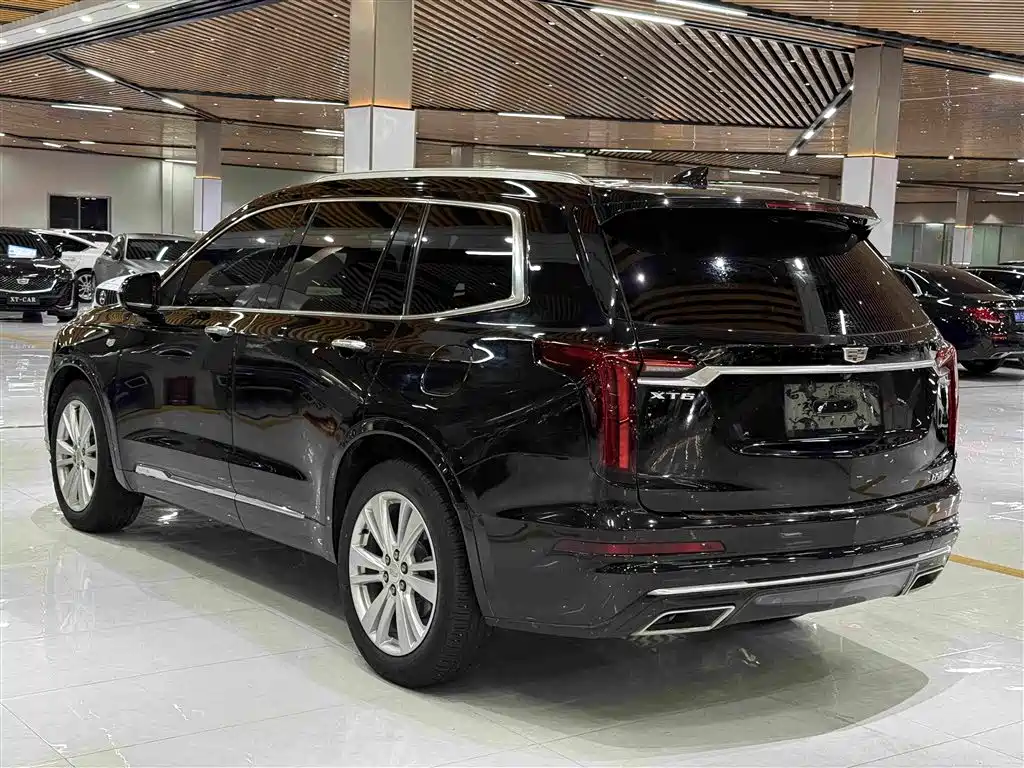 Cadillac XT6 2020 — фото 6