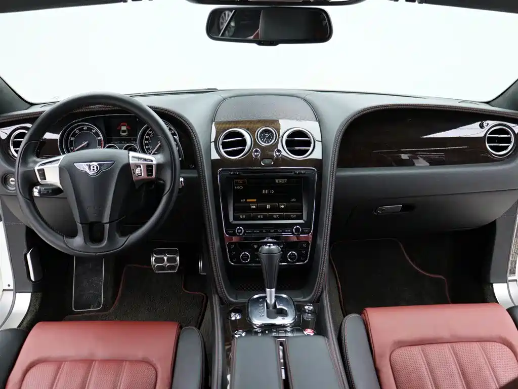 Bentley Continental 2016 — фото 12