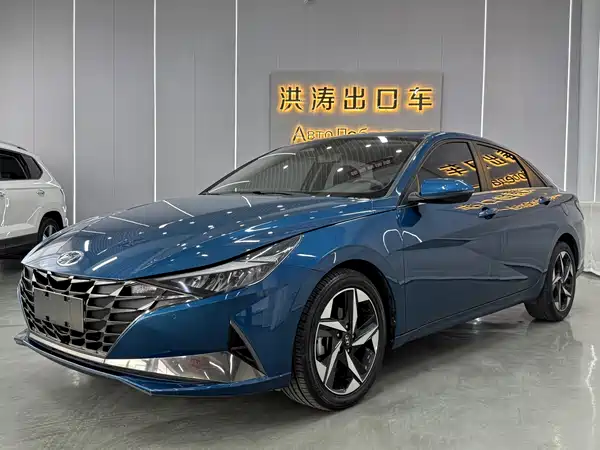 Hyundai Elantra 2022