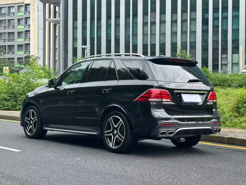 Mercedes-Benz GLE 2017 — фото 2