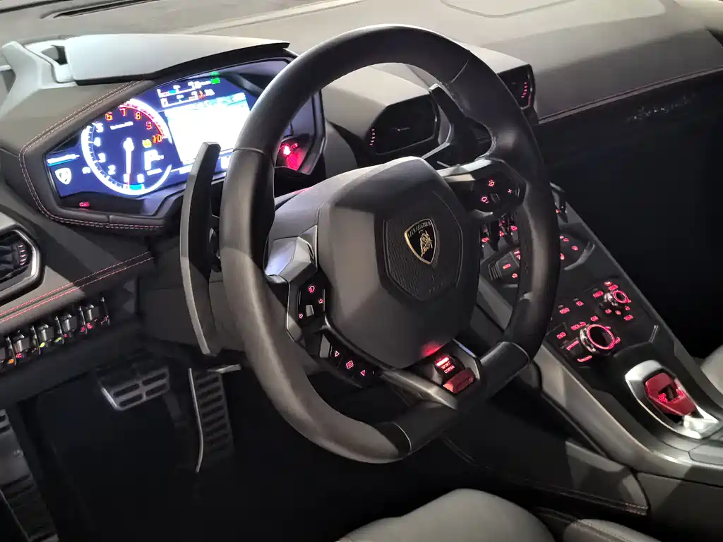 Lamborghini Huracan 2017 — фото 5