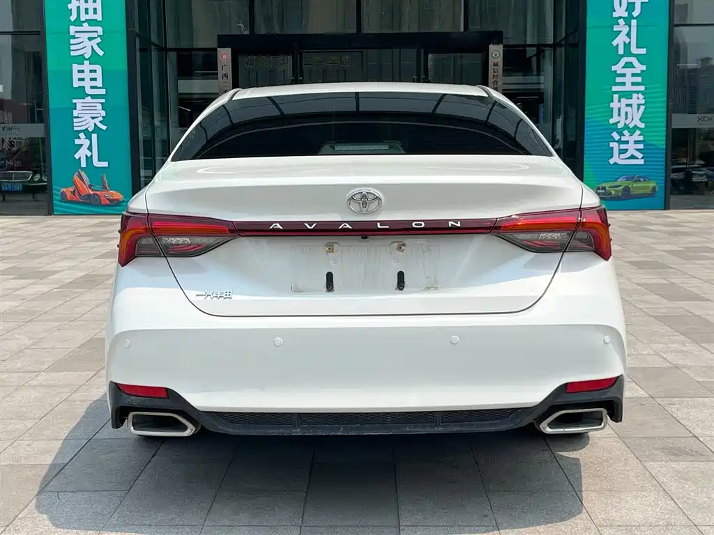 Toyota Avalon 2020 — фото 5