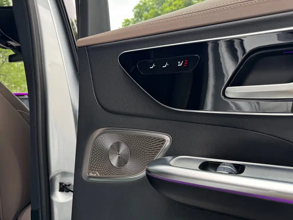Mercedes-Benz EQE SUV 2025 — фото 22