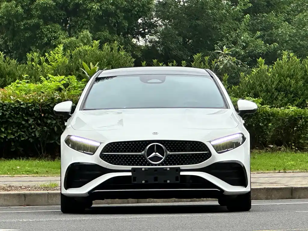 Mercedes-Benz A-Class 2025 — фото 4