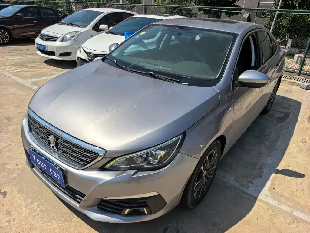 Peugeot 308 2016 — фото 1
