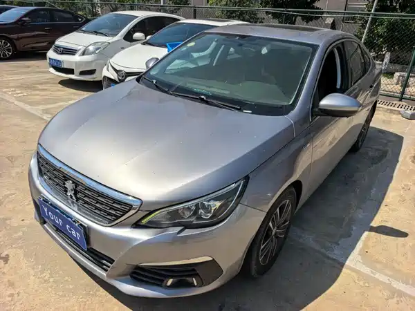 Peugeot 308 2016