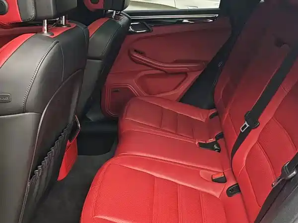 Porsche Macan 2015