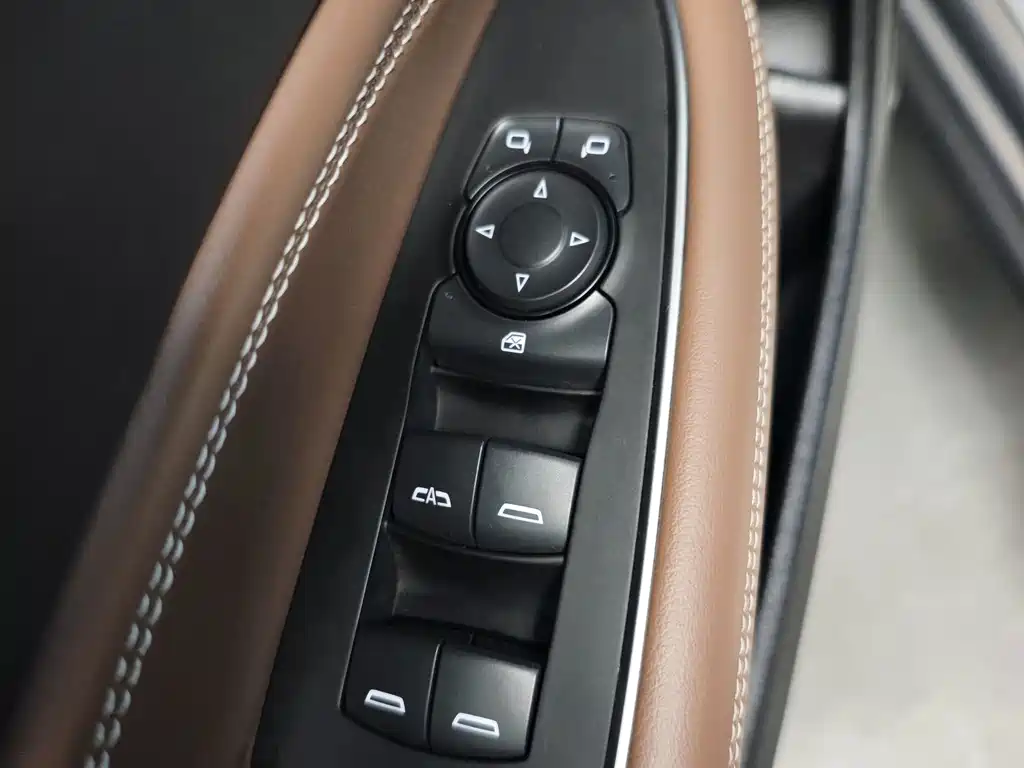 Buick Regal 2017 — фото 13