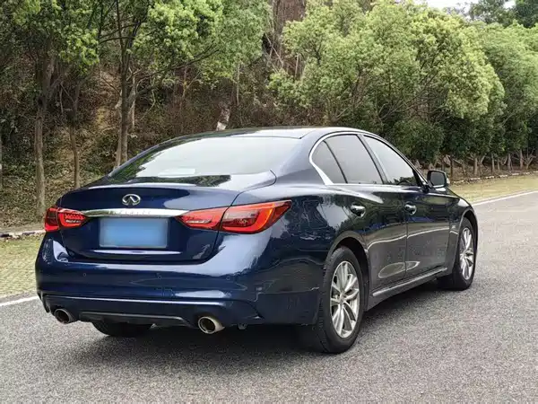 Infiniti Q50L 2020