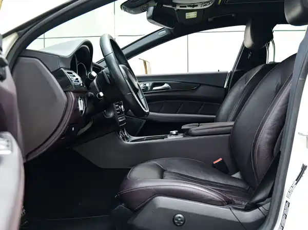 Mercedes-Benz CLS 2013