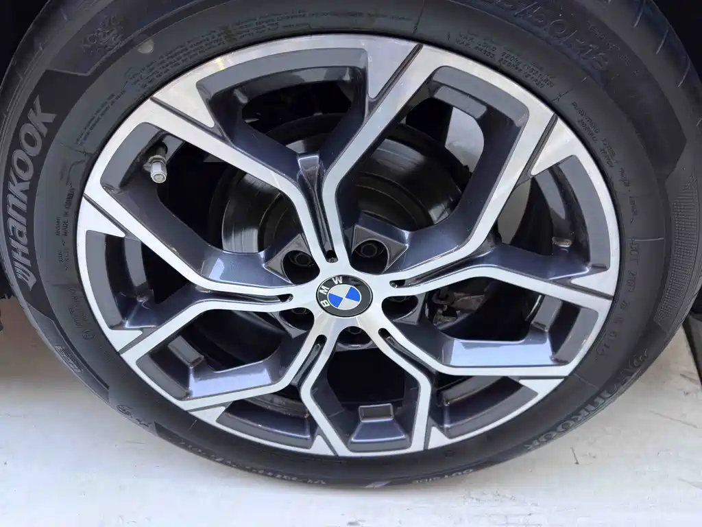 BMW X1 2022 — фото 12