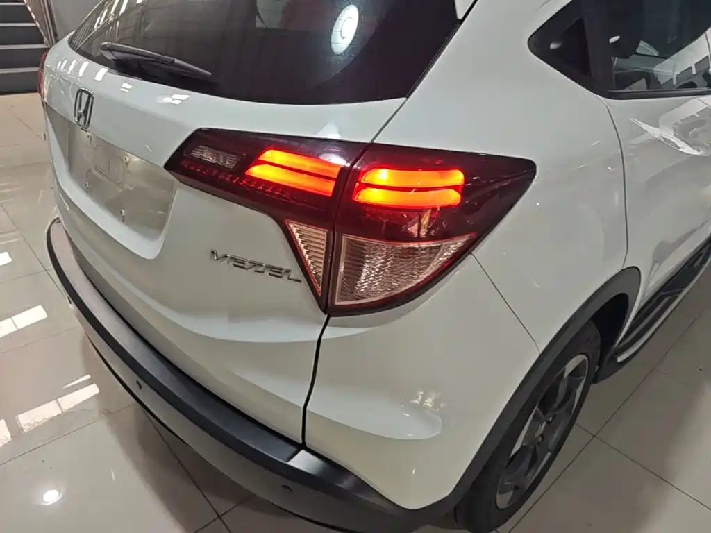 Honda Vezel 2019 — фото 8