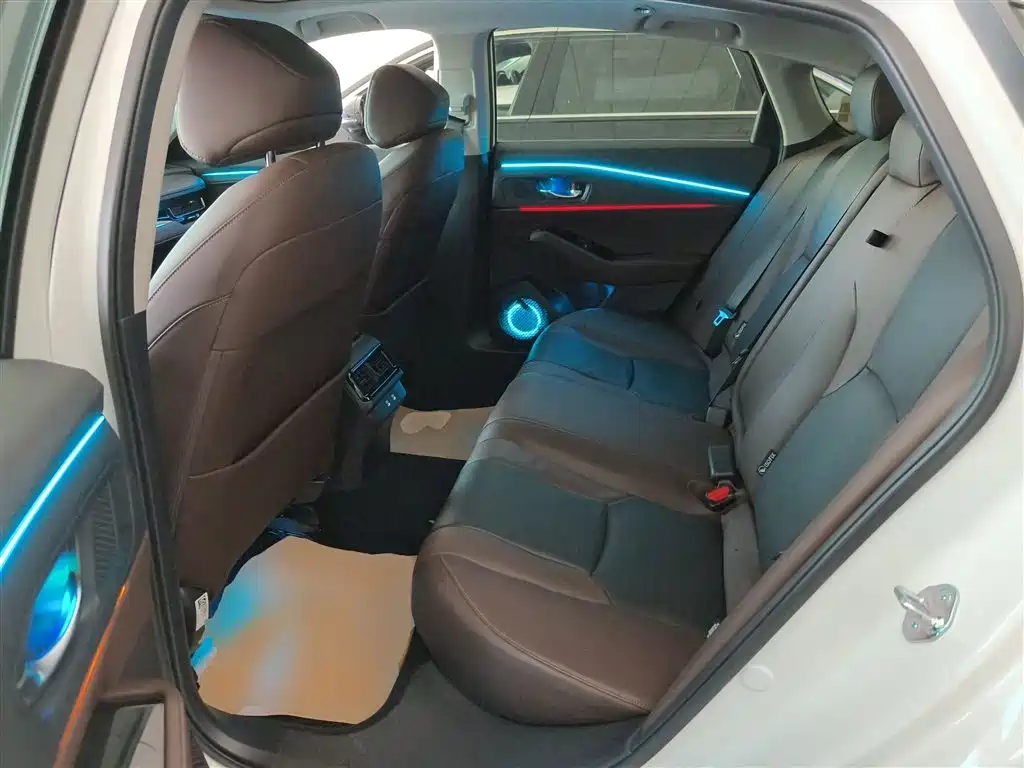 Honda Inspire 2025 — фото 17