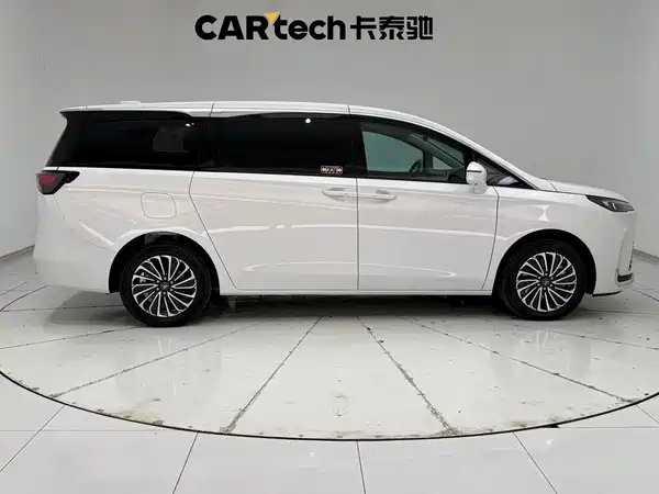 Buick GL8 New Energy 2025