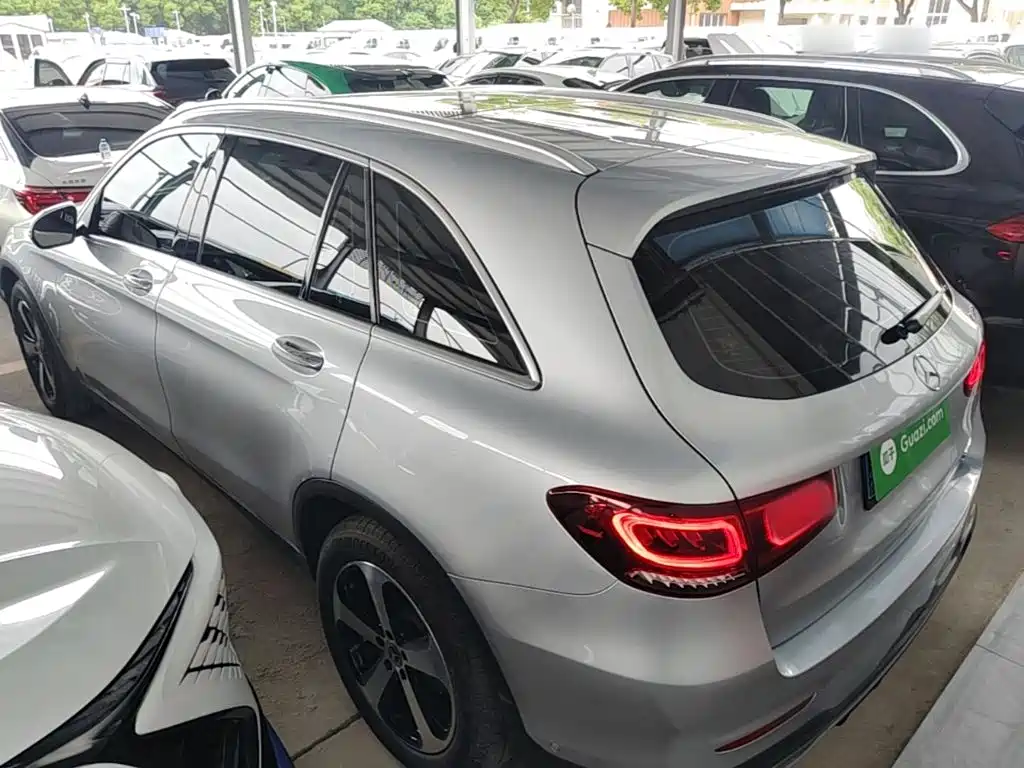 Mercedes-Benz GLC 2023