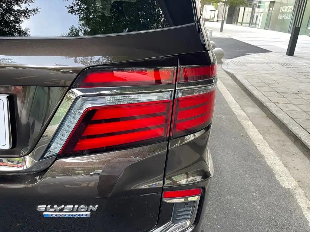 Honda Elysion 2019 — фото 14