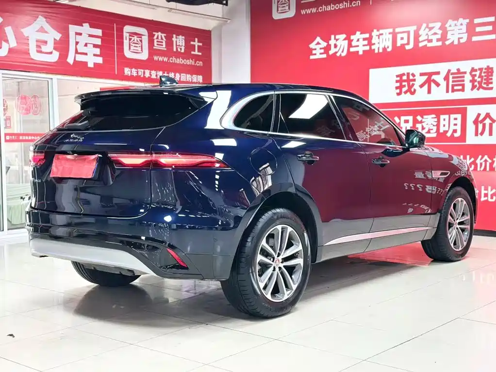 Jaguar F-PACE 2022 — фото 6