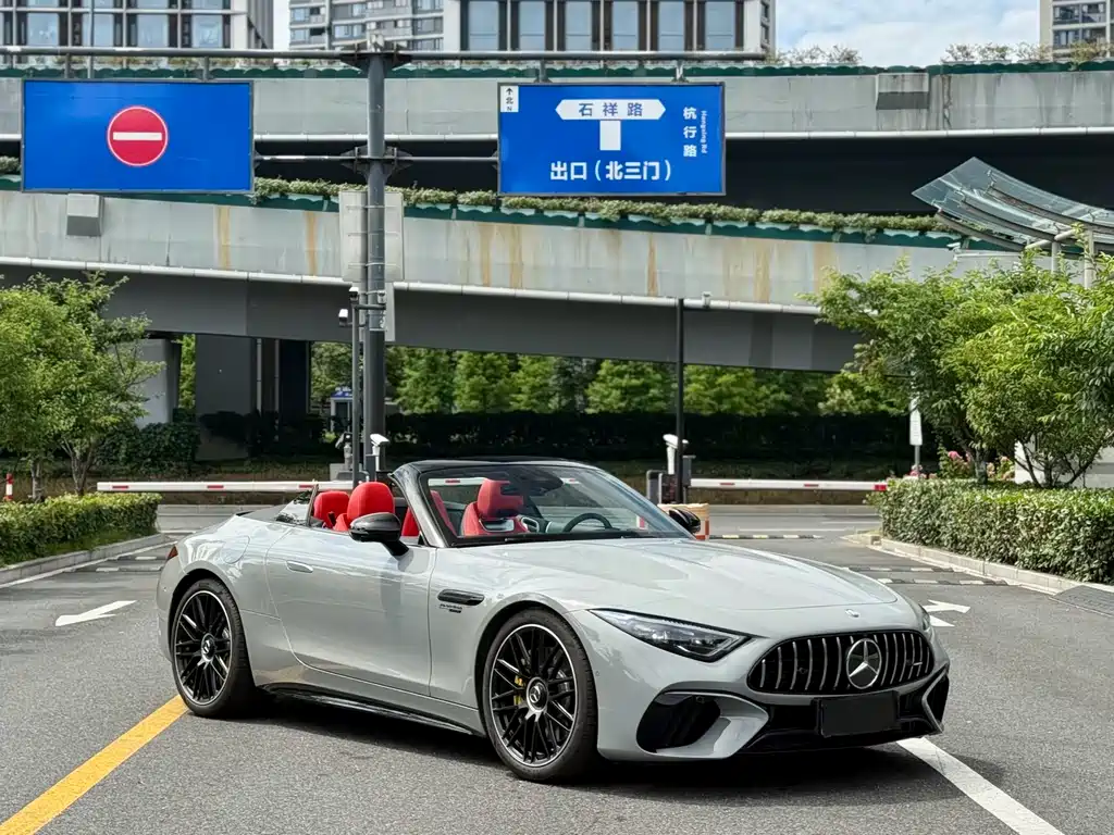 Mercedes-Benz SL-Class AMG 2025 — фото 2