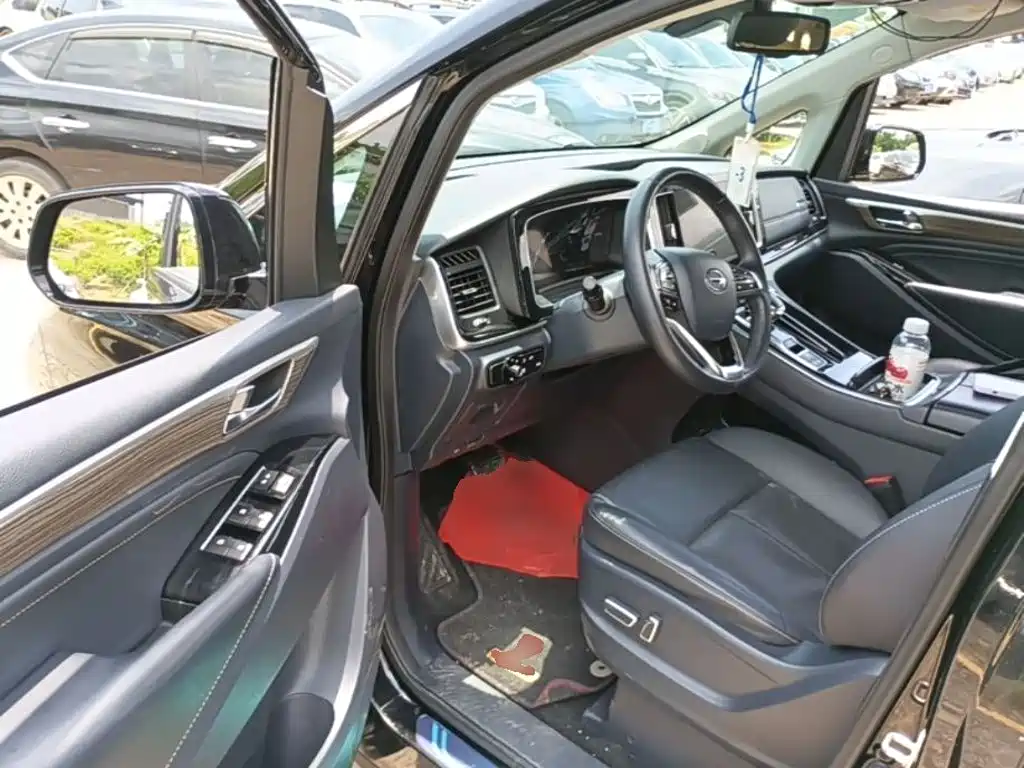 GAC Trumpchi M8 2022 — фото 16