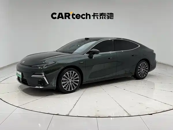 Geely Galaxy Starshine 8 2025