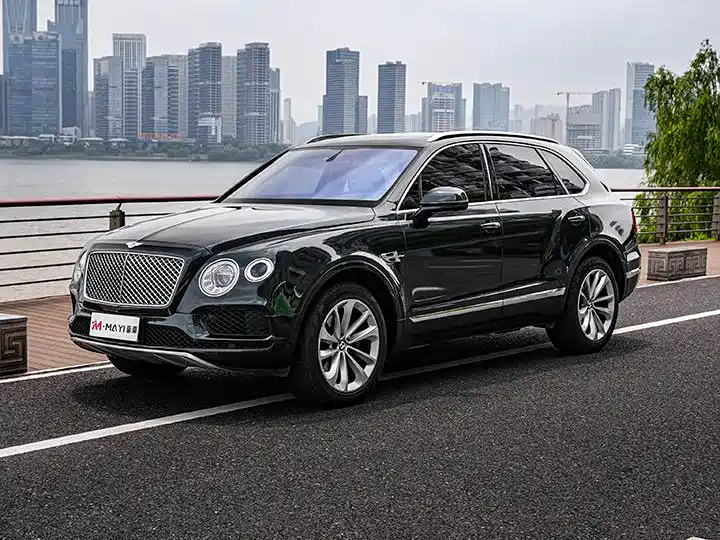 Bentley Bentayga 2017 — фото 4