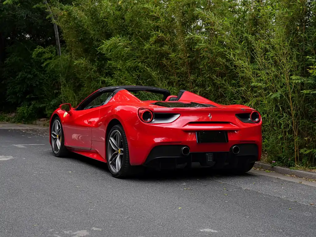 Ferrari 488 2019 — фото 5