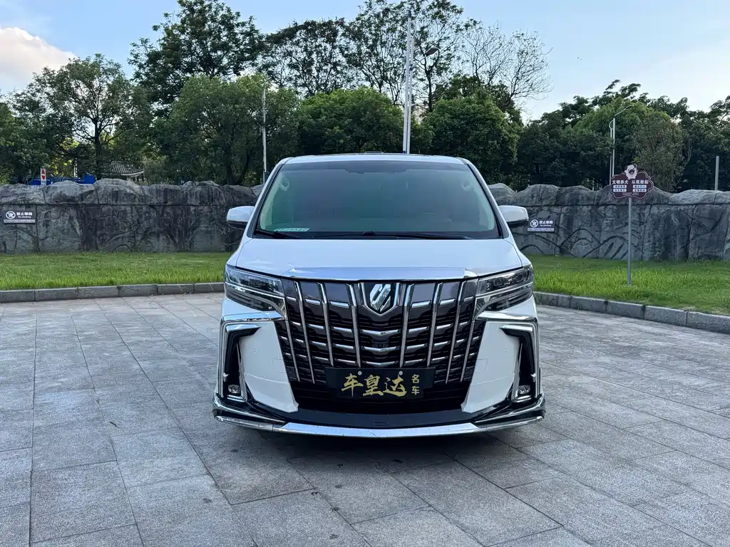 Toyota Alphard 2019 — фото 2