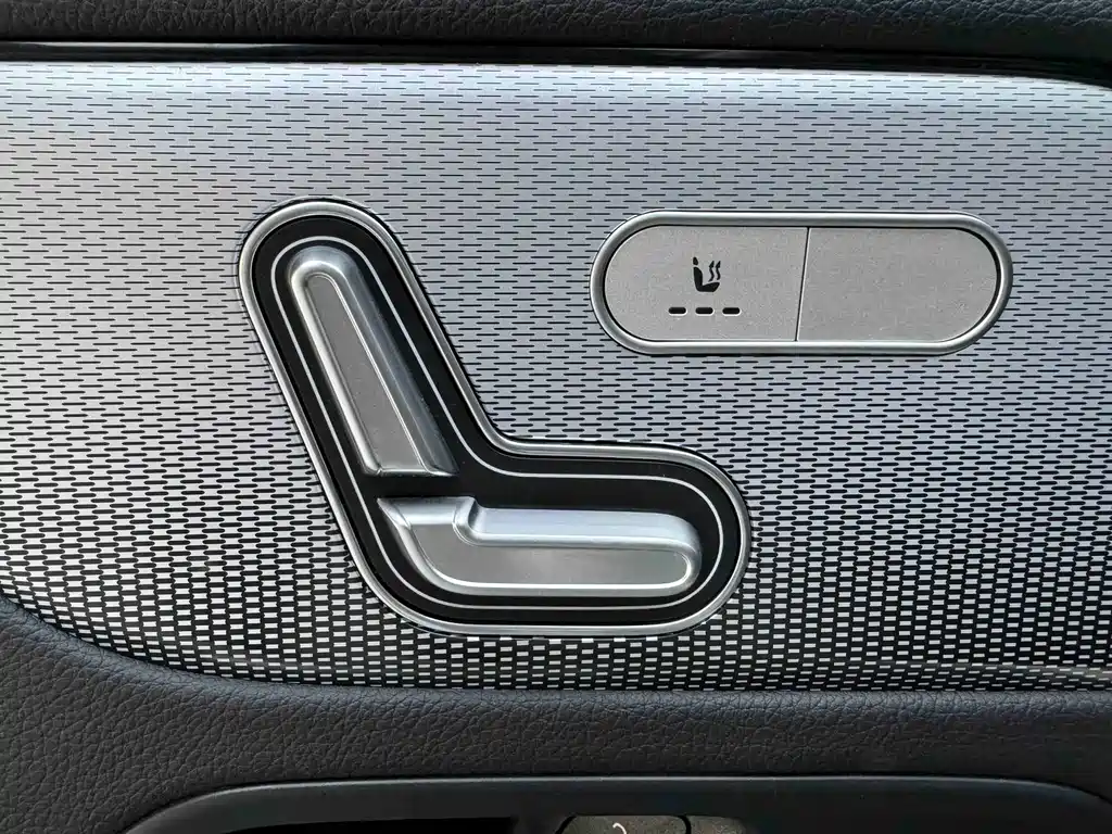 Mercedes-Benz GLB 2020 — фото 11
