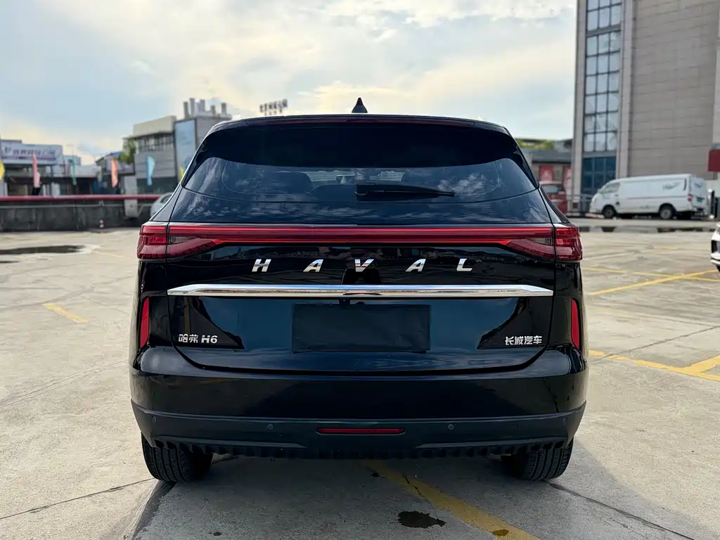 Haval H6 2023 — фото 6
