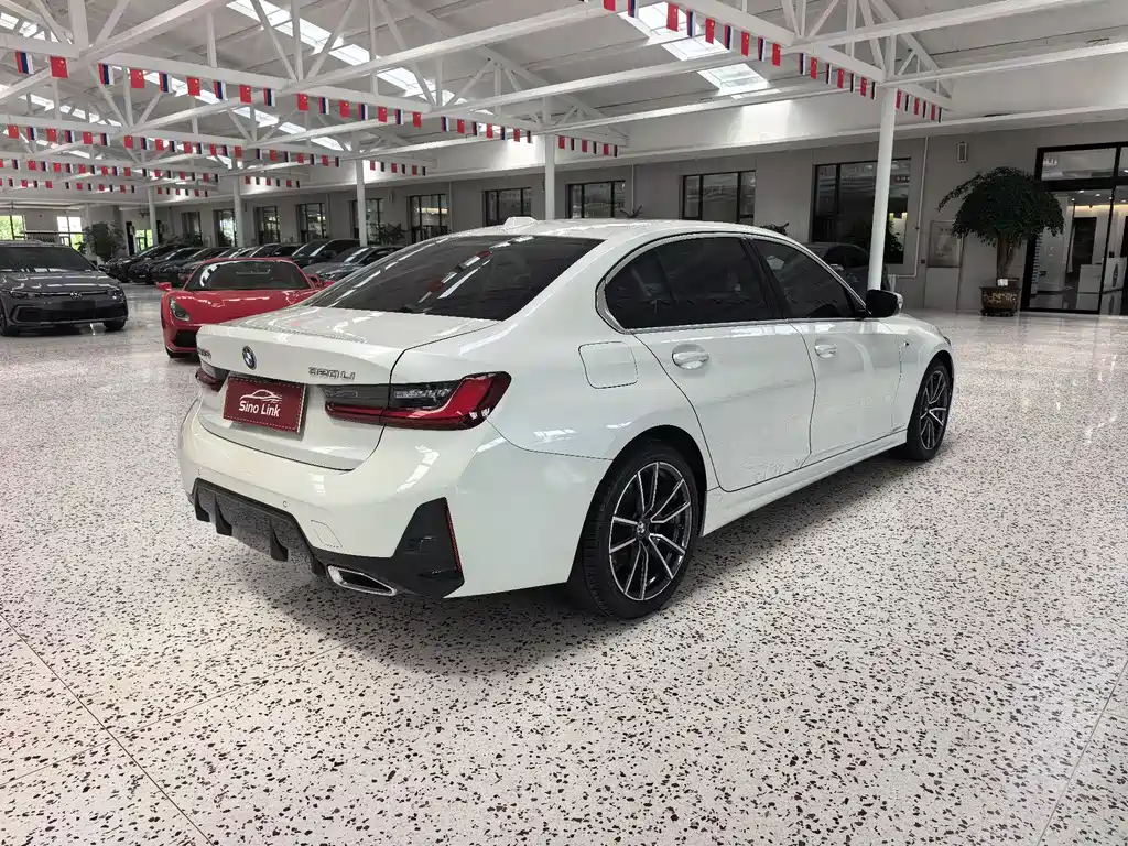 BMW 3 Series 2023