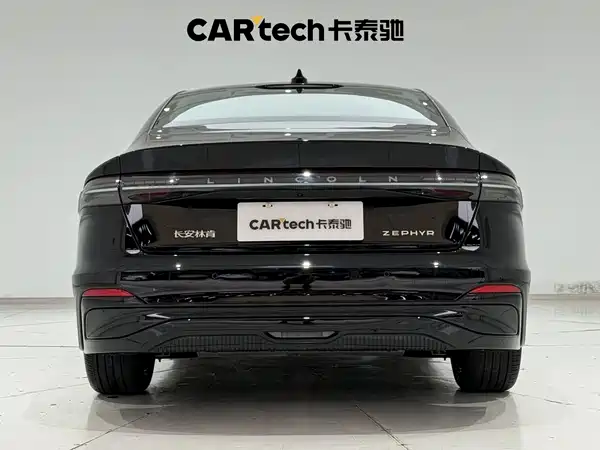 Lincoln Z 2025