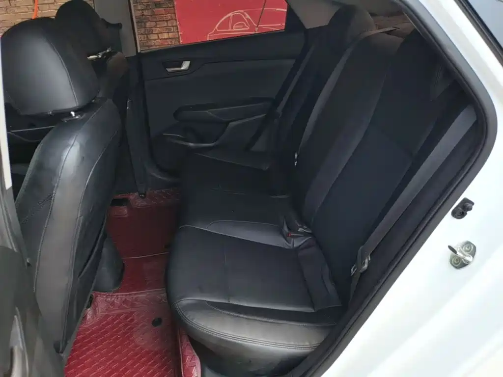 Hyundai Verna 2019 — фото 17