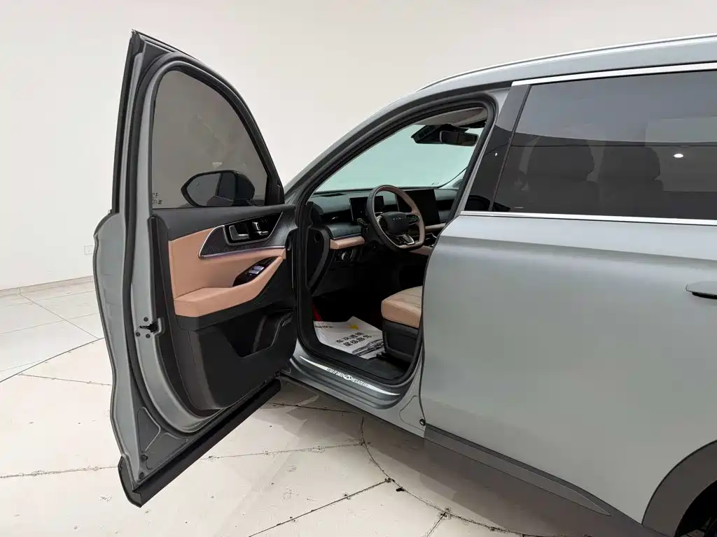 Chery Tiggo 8L 2025 — фото 24
