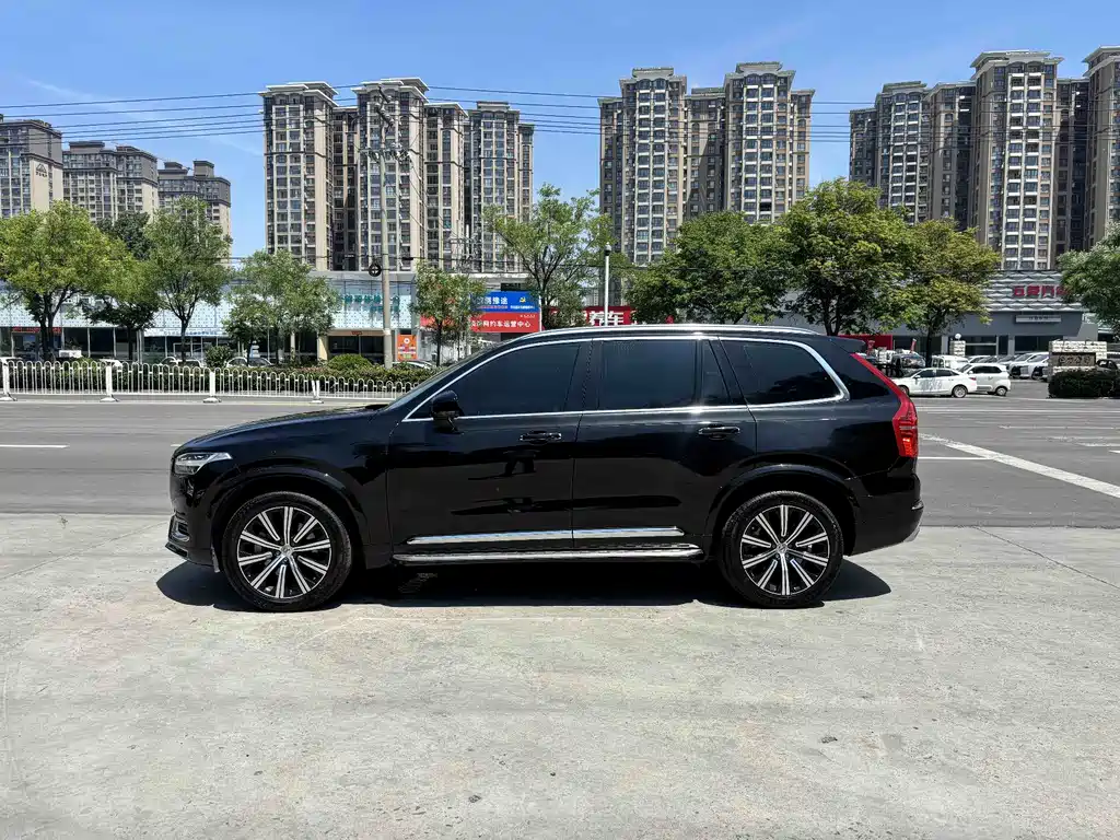 Volvo XC90 2021 — фото 3
