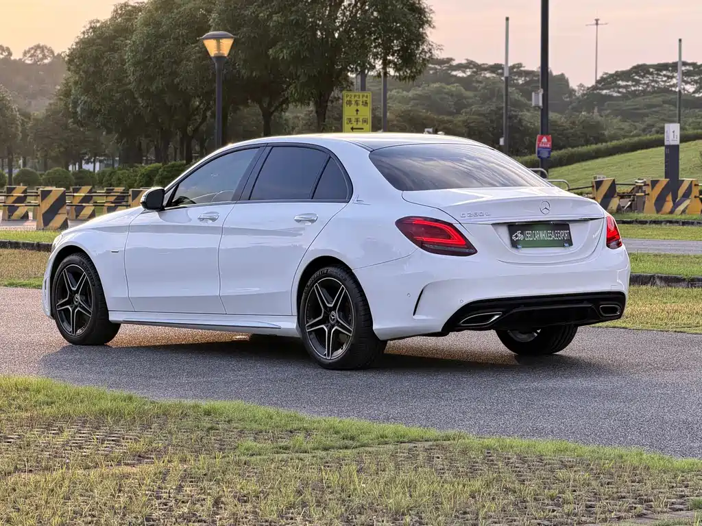 Mercedes-Benz C-Class 2020 — фото 31